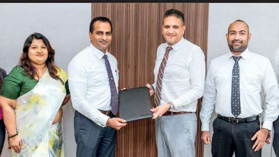 ComBank-Sathosa Motors drive forward with Isuzu leasing partnership