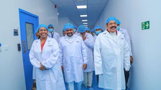 Inspecting largest pharmaceutical facility in SL