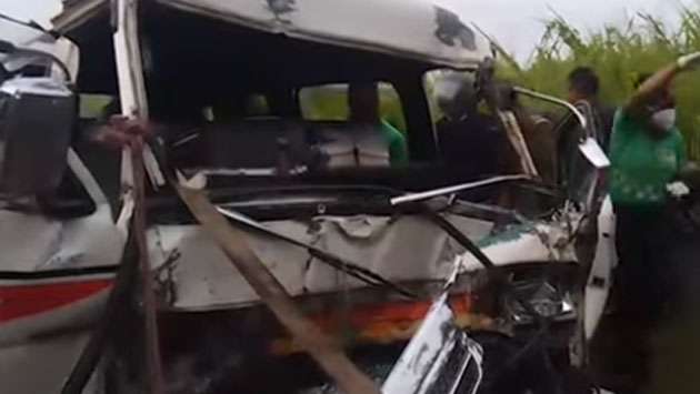 12 injured in van-container collision near Southern Expressway entrance