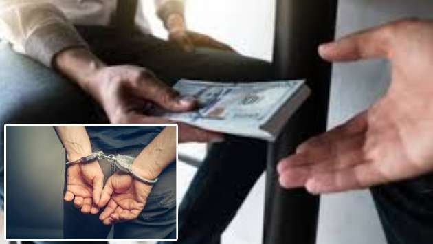 Three government officers arrested while accepting bribes