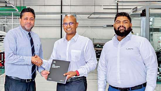 Evolution Auto joins hands with Sterling Aftercare assuring after-sales support