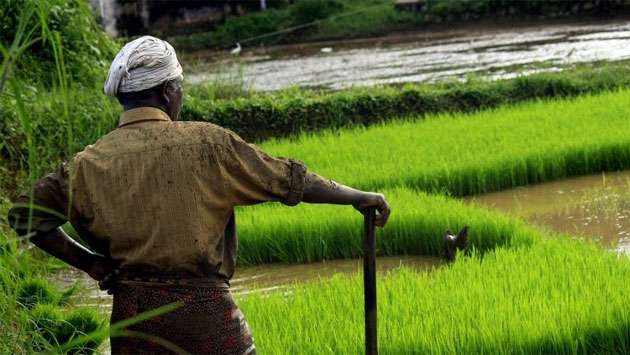 Farmers protest handing over of Economic Centres to Private companies