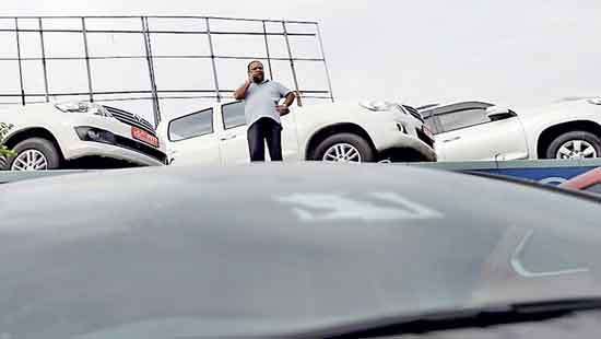 Sri Lanka opens US $ 450mn worth of LCs for vehicles; imports so far at US $ 200mn