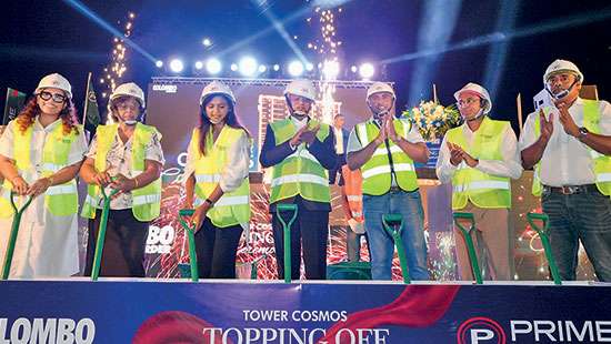 Colombo Border’s Tower Cosmos tops out