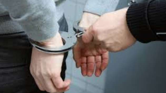 NPP PS member arrested for threatening Hingurakgoda police