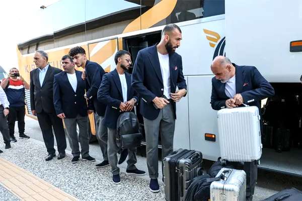 Iran World Cup team heads to Mexico as US visa row erupts