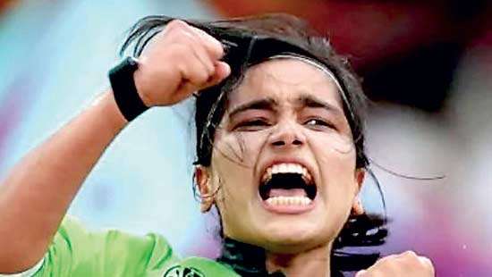 Pakistan wreck England before deluge