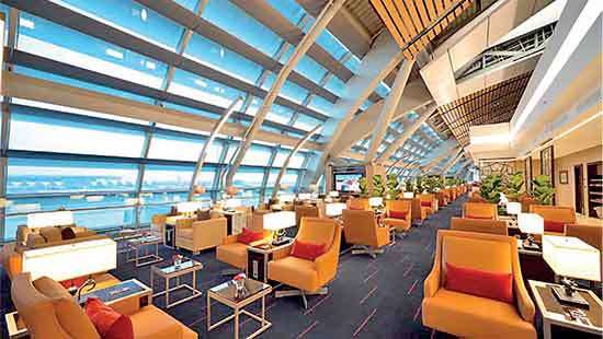 Emirates opens most expansive lounge at Suvarnabhumi Airport
