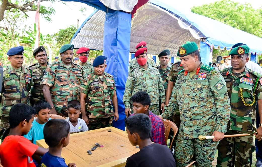 Army Chief visits Jaffna