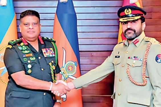 General Silva and newly appointed Pakistan Defence Advisor discuss defence relations