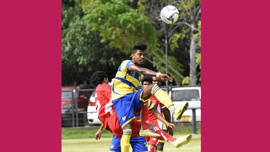 https://www.dailymirror.lk/sports/Police-sizzle-Saunders-see-Red-in-Vantage-FFSL-Presidents-Cup-2020/322-193565