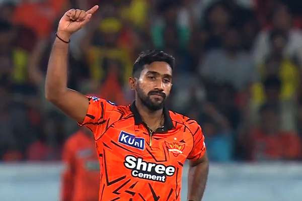 Eshan Malinga bringing back art of reverse-swing
