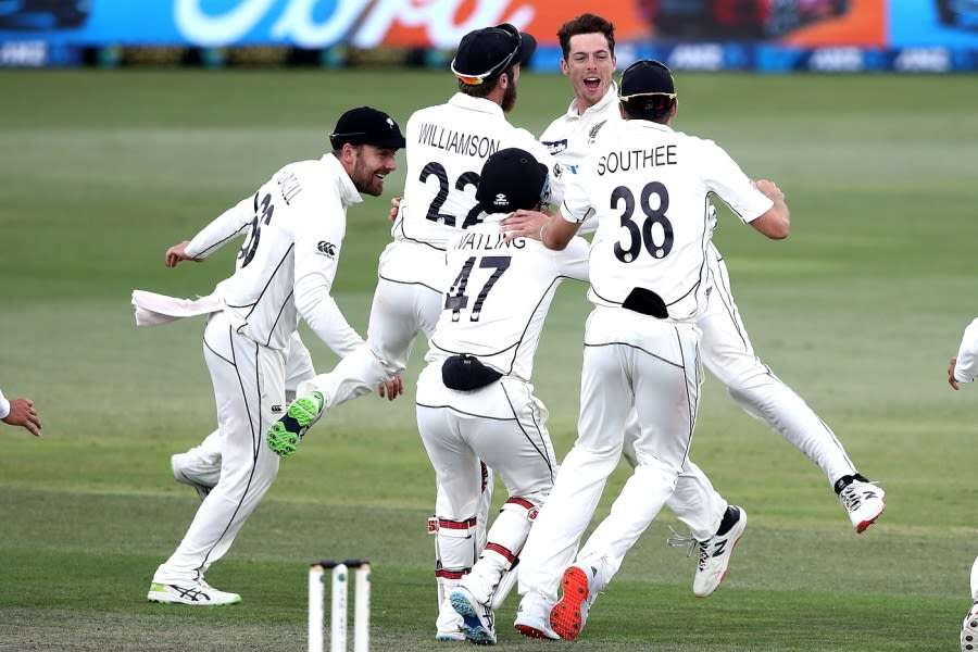 New Zealand has nail-biting win in 1st test against Pakistan