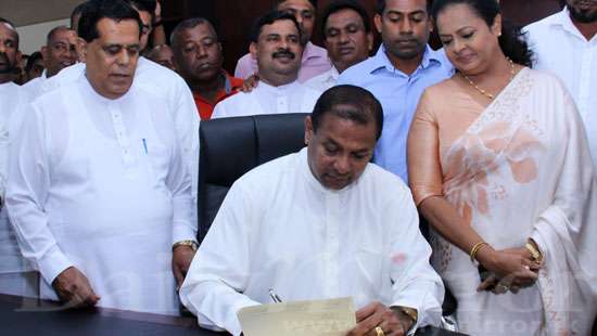 Priyankara Jayaratne assumes duties