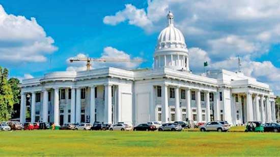 NPP loses CMC budget CMC can bring a new budget within 14 days