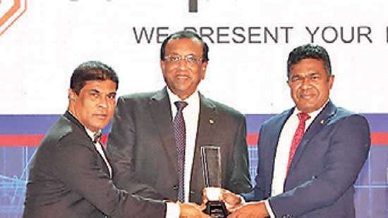 Sampath Bank sweeps victory at Technnovation Awards