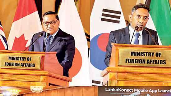 SLT-Mobitel with Foreign Affairs Ministry unveils Lankakonect app