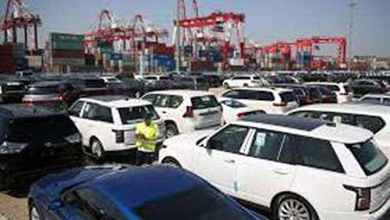 US$ rate reaches Rs.300; in-depth study on vehicle imports stressed: Siyambalapitiya