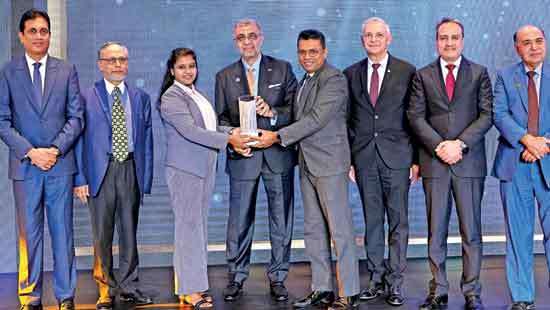 SLT-Mobitel wins Silver at SAFA Best Presented Annual Report Awards
