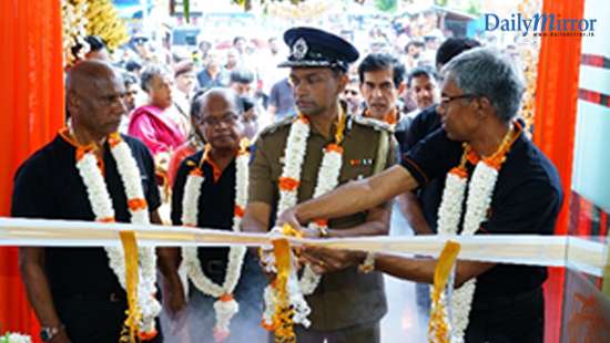 Siyapatha Finance PLC celebrates the expansion of its network via a new branch in Jaffna