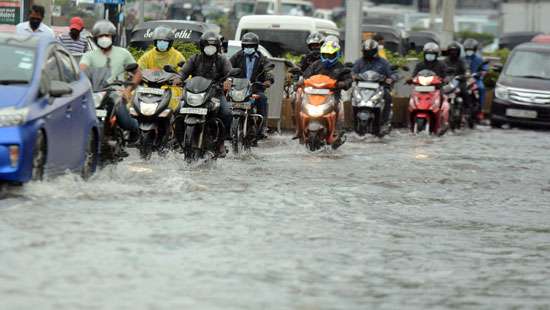 Mini floods in Colombo...