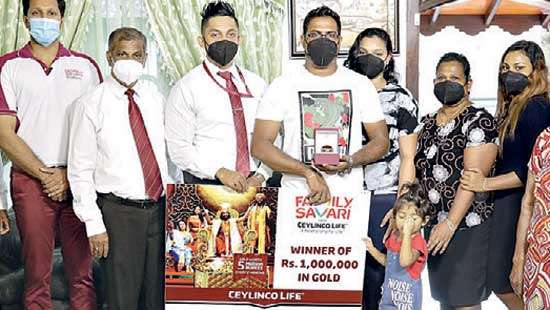 Ceylinco Life gifts gold to another 103 lucky policyholders