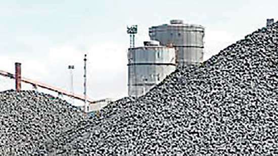 Shipment of 60,000 mt of coal reaches SL