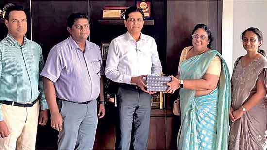 Sri Lanka College of Psychiatrists launches special programme to help cyclone-affected people