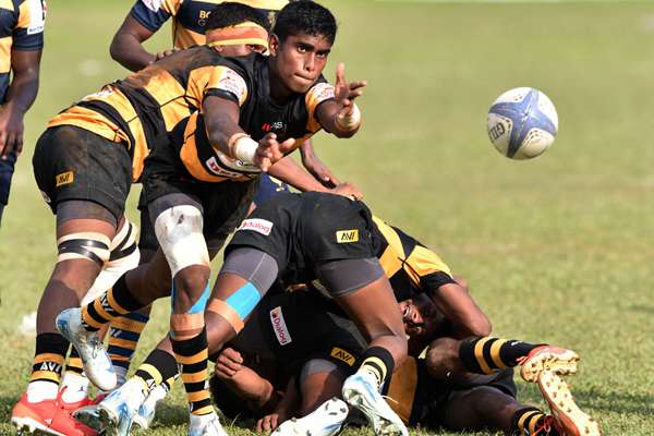 https://www.dailymirror.lk/sports/Amika-heroic-helps-Royal-book-berth-to-semis/322-308484