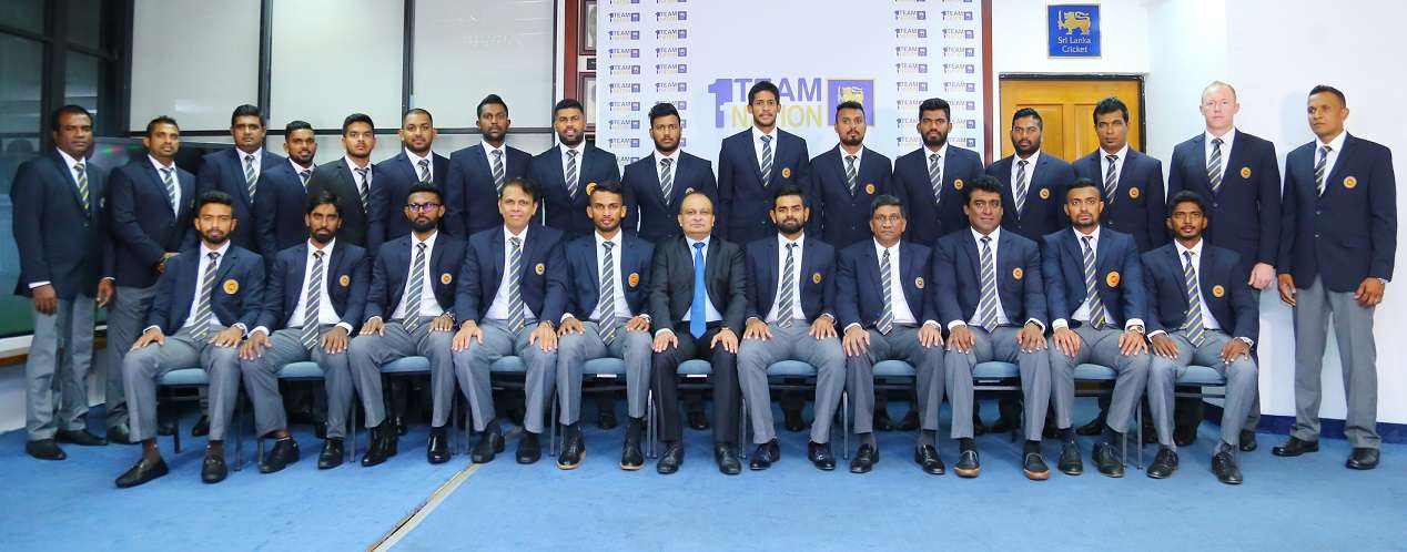 Sri Lanka squad leave for Pakistan despite security concerns