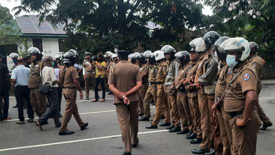 Police fire tear gas at students’ protest march in Peradeniya