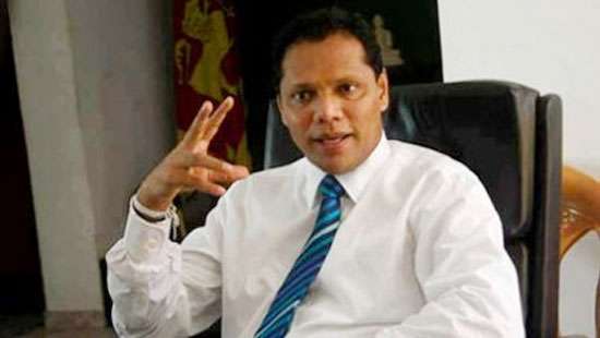 Some Govt. MPs slinging mud at Prez: Dayasiri