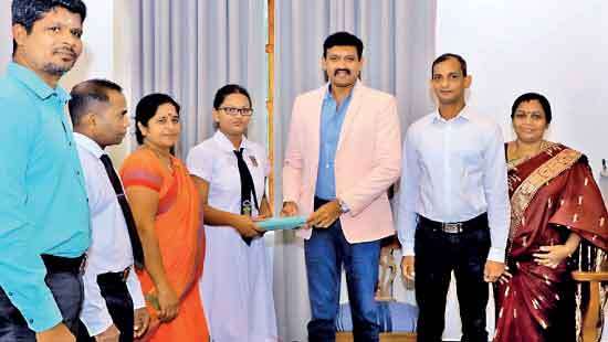 Shanmuga Hindu Balika Vidyalaya student excels in O/L, felicitated by Governor