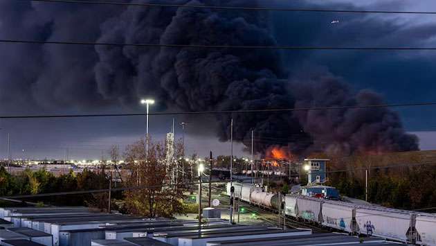 At least three killed after UPS plane crashes in Kentucky, erupts into ball of fire