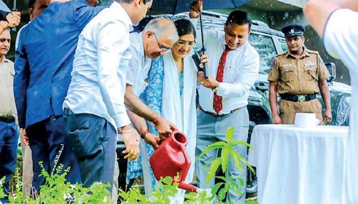 Indian HC visits Ambuluwawa