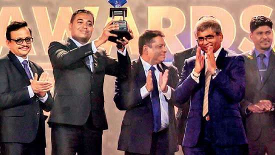 People’s Leasing & Finance celebrates Excellence at the Premier Awards 2024/25