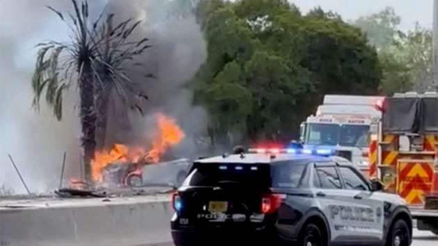 Small plane crashes in Florida; all 3 on board killed