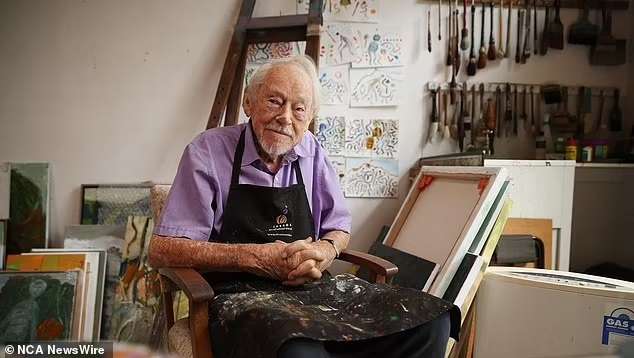 Celebrated Aussie artist Guy Warren dead at 103