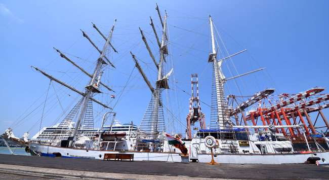 INS Tarangini makes port call in Colombo
