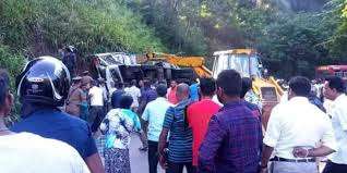 Defence Secretary instructs SLAF to standby to airlift patients following bus accident