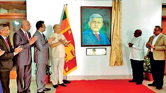 Speaker unveils portrait of Sir D.B. Jayatilaka at the High Commission of SL in New Delhi