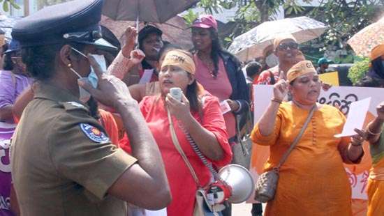 Women protest against violence