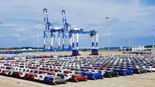 Detention fees force importers to abandon luxury cars