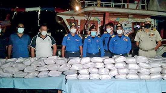 Navy seizes over 290kg of heroin worth over Rs.2,321 million