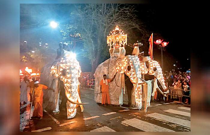 Kandy Esala festival commences with Kumbal procession