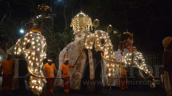 First Kumbal Perahera parades streets