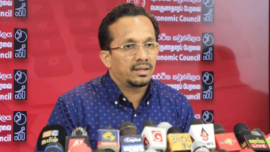 Govt. trying to bankrupt banking sector just as economy: NPP