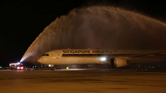 Singapore Airlines’ 787 Dreamliner lands at BIA for the first time