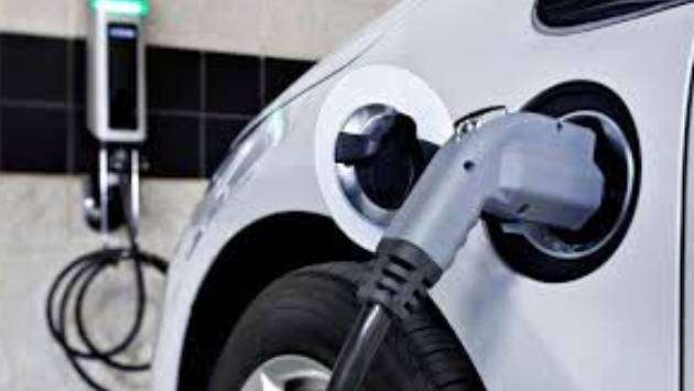 New regulations for importing hybrid and electric vehicles announced