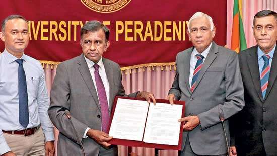 CIPM signs landmark MOU with Peradeniya University